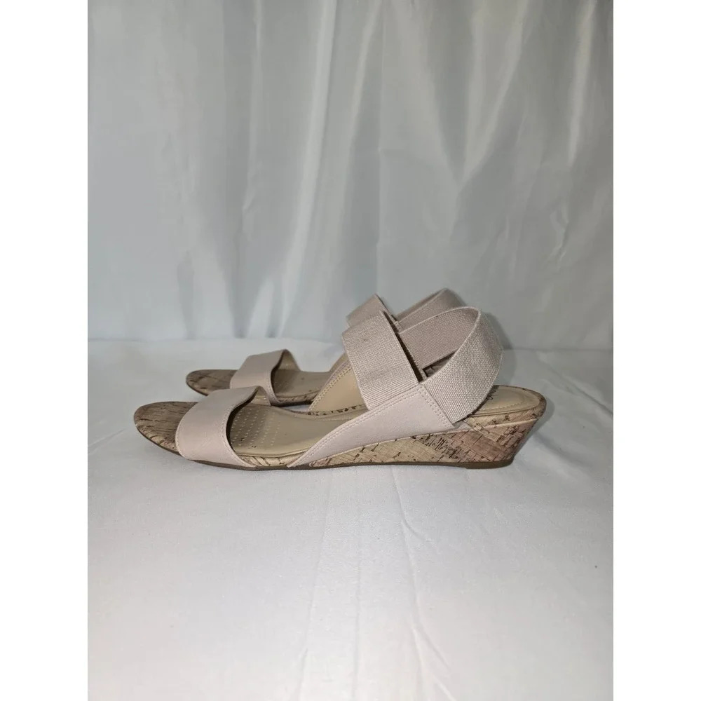 Life Stride Women's Yoko Beige Tan Cork Low Heel Wedge Shoe Sandals 10 M
